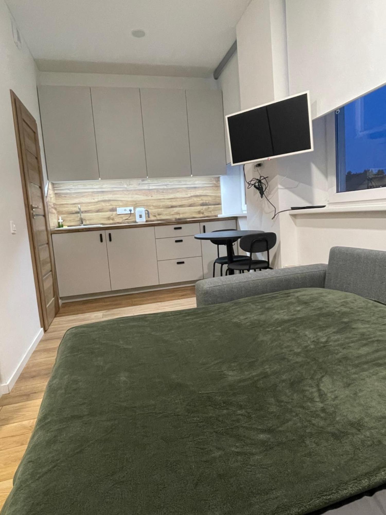 וילנה Airport Apartment 32 Self Check-In Free Parking מראה חיצוני תמונה